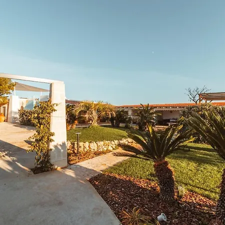 Echi Di Puglia Marsento לינה וארוחת בוקר 4*