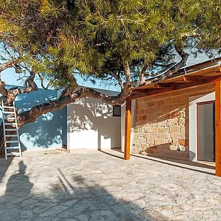 Echi Di Puglia Marsento 4*